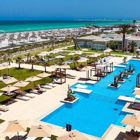 Tui Blue Palm Beach Palace Djerba - Adult Only Midoun Exterior foto The swimming pool at the hotel