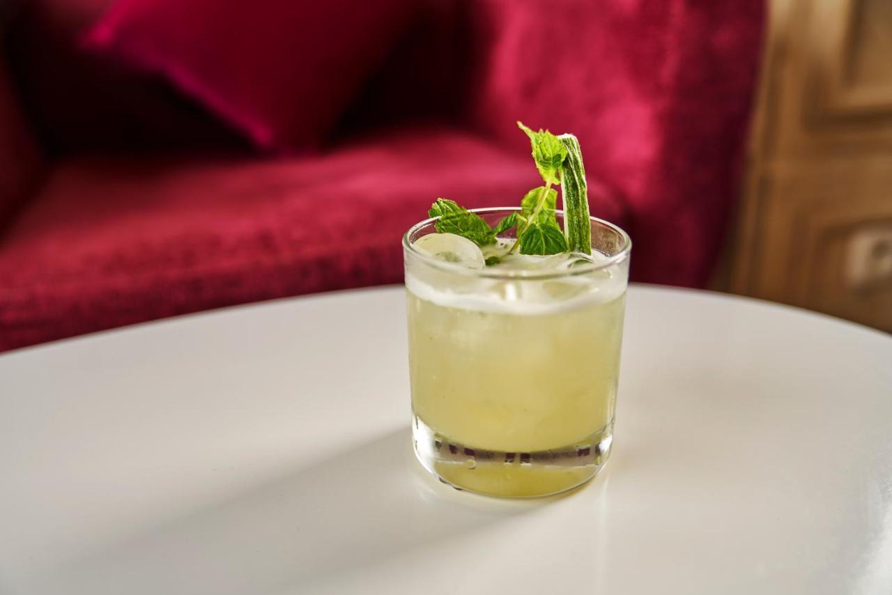 Tui Blue Palm Beach Palace Djerba - Adult Only Midoun Exterior foto A Clover Club cocktail